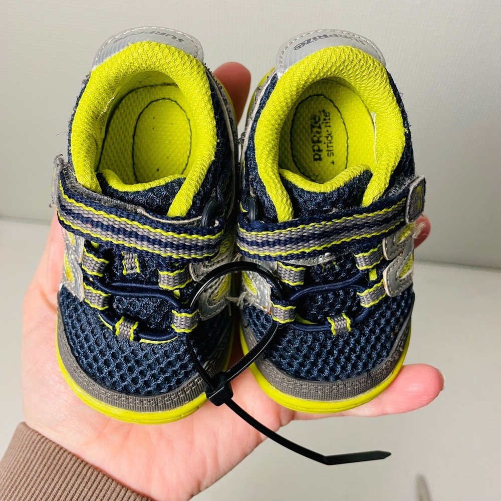 Surprize by Stride Rite Aston Sneakers Navy Lime Hook Loop Boys Size 3 Sporty